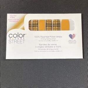 Color Street Golden Plaid Nail Strips